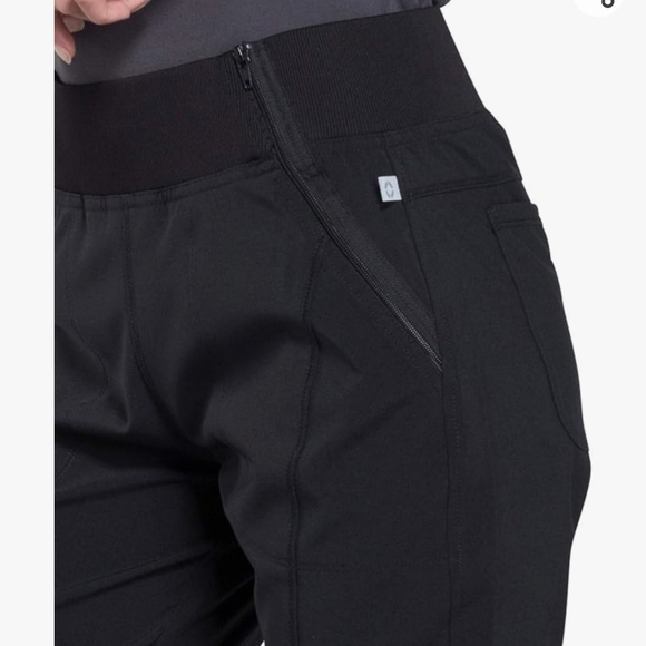 Donating end of December! Women's Jogger Style Scrub Pants - Picture 5 of 14